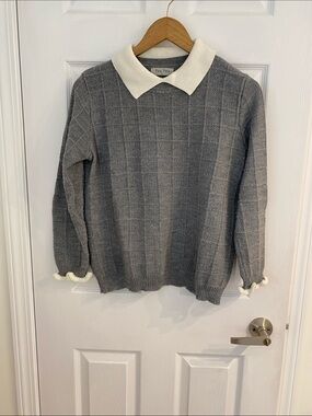 You You Grey Knit Sweater with White Collar, XL (see desc)